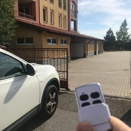 Reka Apartman Buk Exterior photo